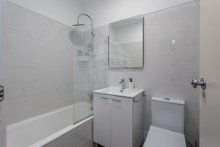 Apartamento T3 para Venda em Santa Maria e São Miguel, São Martinho, São Pedro Penaferrim Foto 17