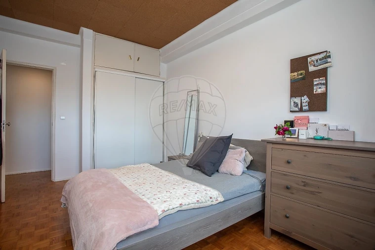 Apartamento T3 para Venda em Santa Maria e São Miguel, São Martinho, São Pedro Penaferrim Foto 16