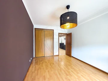 Apartamento T2 para Venda em Queluz e Belas