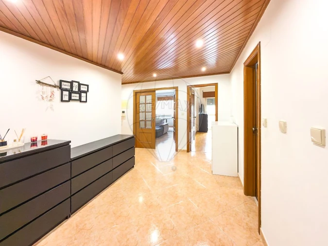 Apartamento T2 para Venda em Queluz e Belas Foto 10