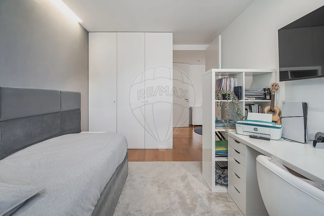 Apartamento T3 para Venda em Aldoar, Foz do Douro e Nevogilde Foto 23
