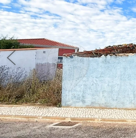 Armazém para Venda em Lamas e Cercal