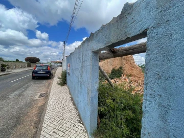 Armazém para Venda em Lamas e Cercal