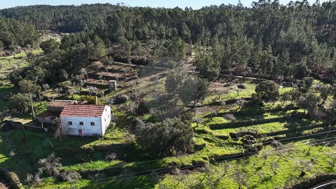 Moradia T2 para Venda em Cumeada e Marmeleiro