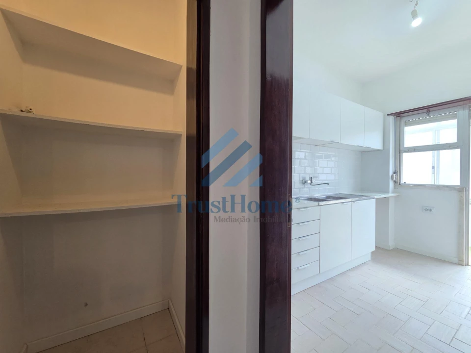 Apartamento T2 para Venda em Amora Foto 15