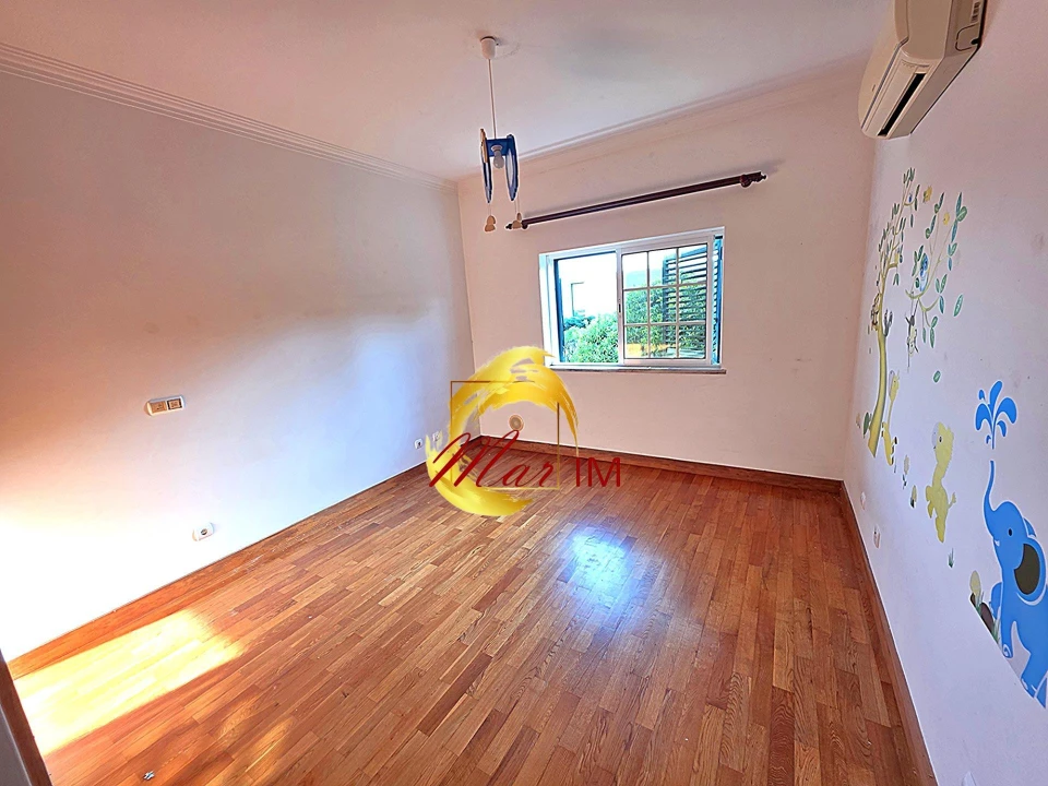 Moradia T5 para Venda em Rio de Mouro Foto 29