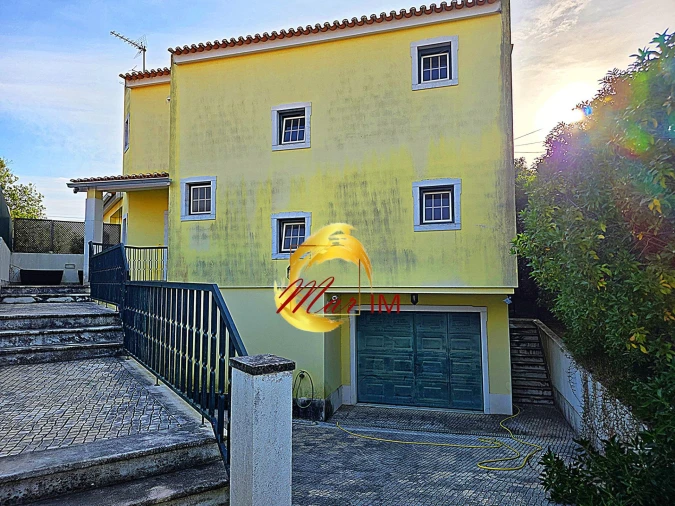 Moradia T5 para Venda em Rio de Mouro Foto 8