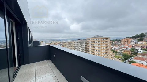 Apartamento T3 para Venda em Mafamude e Vilar do Paraíso