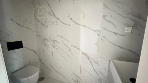 Apartamento T3 para Venda em Mafamude e Vilar do Paraíso