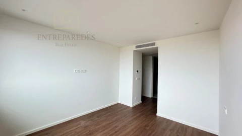 Apartamento T3 para Venda em Mafamude e Vilar do Paraíso