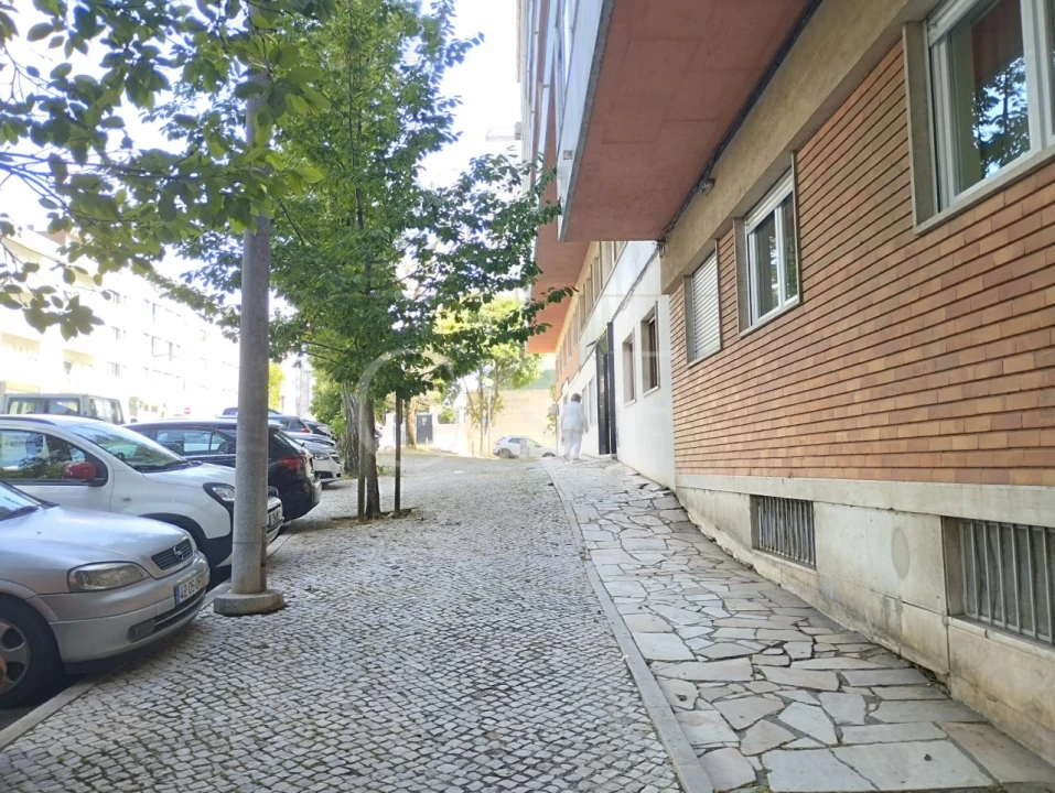 Apartamento T3 para Venda em Benfica Foto 39