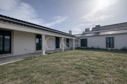 Moradia T3 para Venda em Coimbrão