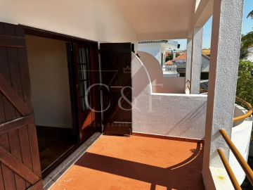 Moradia T3 para Venda em São Domingos de Rana