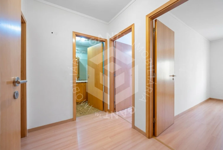 Apartamento T3 para Venda em Lumiar Foto 12