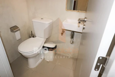 Negócio para Venda em Almeirim