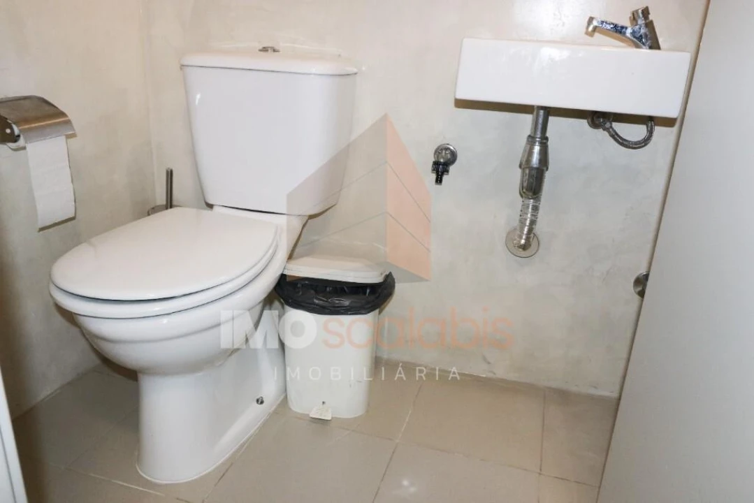 Negócio para Venda em Almeirim Foto 15