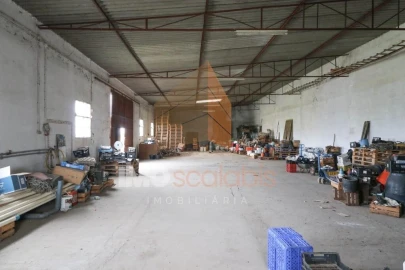 Moradia T2 para Venda em Fazendas de Almeirim