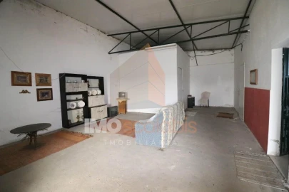 Moradia T2 para Venda em Fazendas de Almeirim
