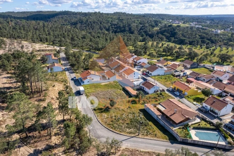 Terreno para Venda em Carregueira Foto 4