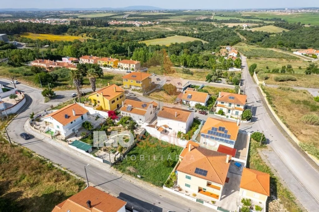 Terreno para Venda em Marvila, Ribeira Santarém, São Salvador, São Nicolau Foto 1