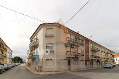 Apartamento T3 para Venda em Almeirim