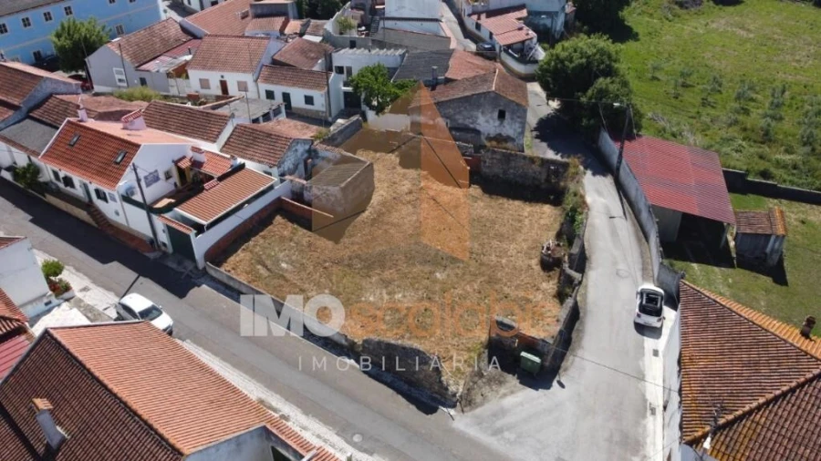 Terreno para Venda em Romeira e Várzea Foto 3