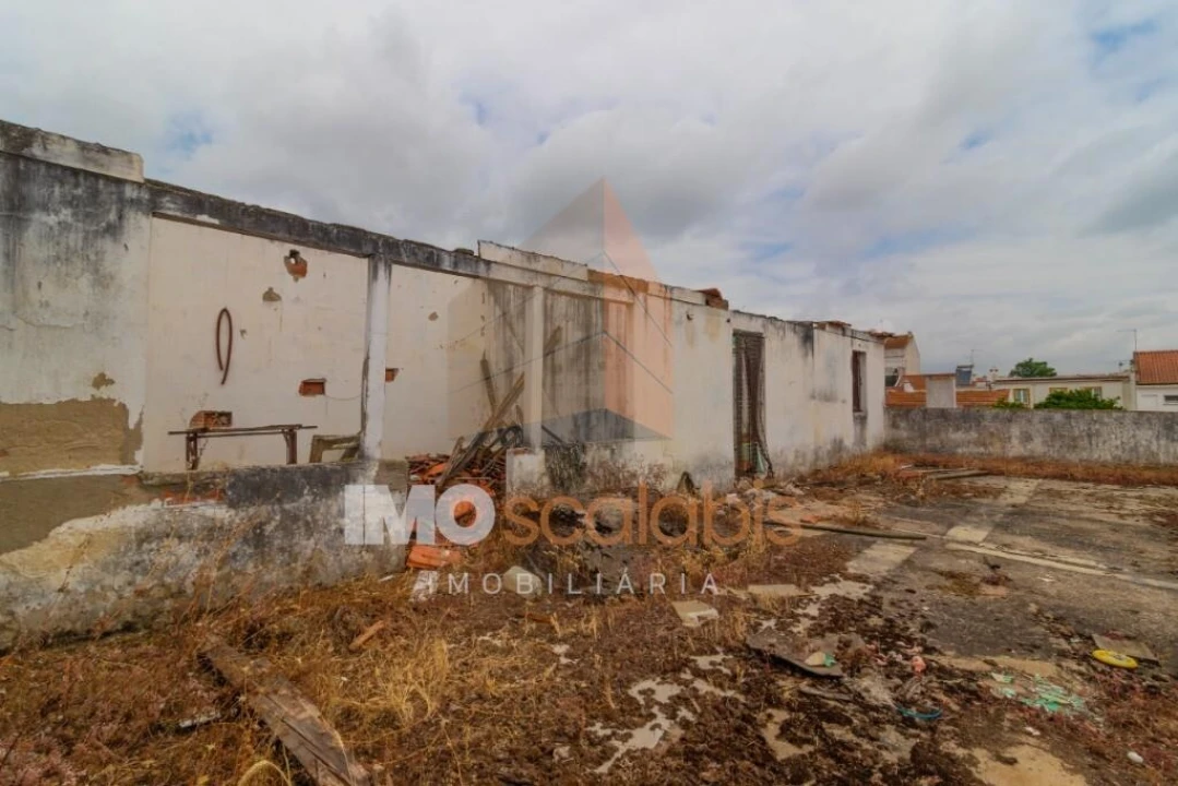 Moradia T4 para Venda em Almeirim Foto 45