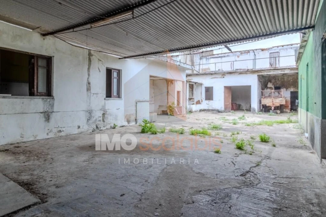 Moradia T4 para Venda em Almeirim Foto 10