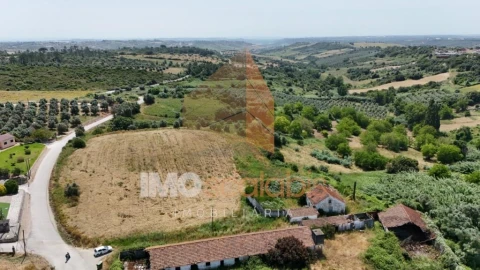 Moradia T3 para Venda em Azambujeira e Malaqueijo