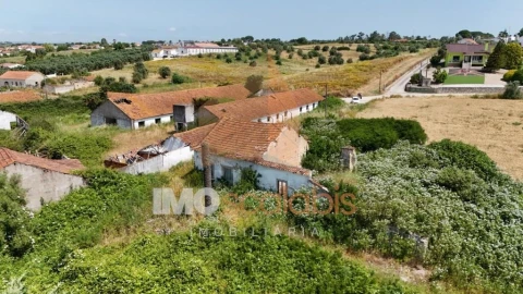 Moradia T3 para Venda em Azambujeira e Malaqueijo