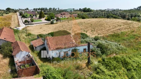Moradia T3 para Venda em Azambujeira e Malaqueijo