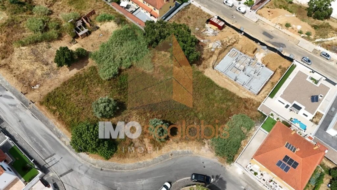 Terreno para Venda em Marvila, Ribeira Santarém, São Salvador, São Nicolau Foto 1