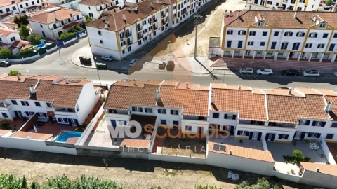 Moradia T4 para Venda em Vale de Santarem