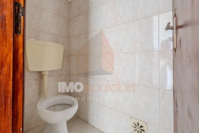 Loja para Arrendamento em Alpiarça