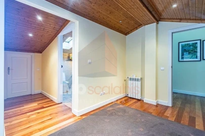 Moradia T5 para Venda em Alpiarça