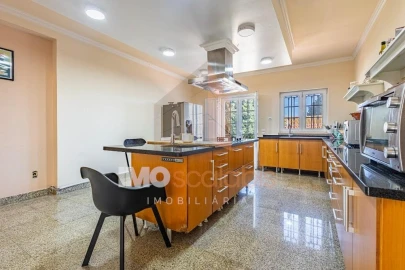 Moradia T5 para Venda em Alpiarça