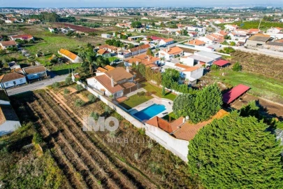Moradia T5 para Venda em Alpiarça
