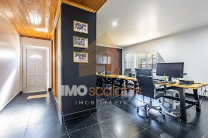 Moradia T5 para Venda em Alpiarça