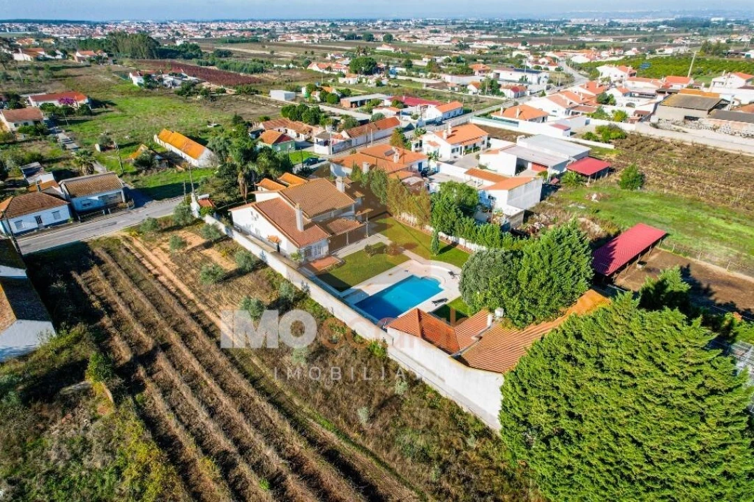 Moradia T5 para Venda em Alpiarça Foto 19
