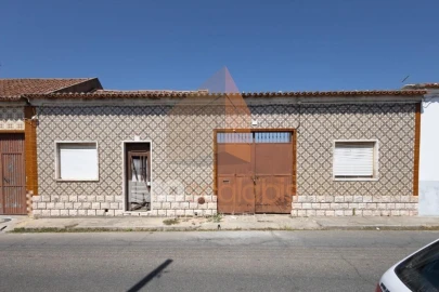Moradia T2 para Venda em Alpiarça
