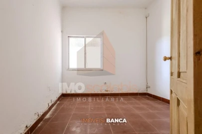 Moradia T3 para Venda em Benfica do Ribatejo
