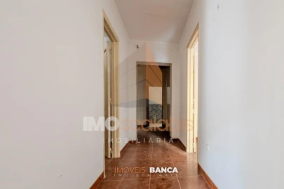 Moradia T3 para Venda em Benfica do Ribatejo