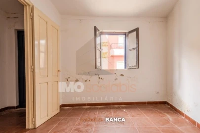 Moradia T3 para Venda em Benfica do Ribatejo