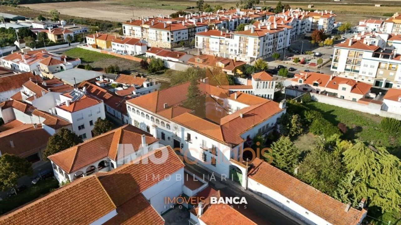 Moradia T5 para Venda em Almeirim Foto 10