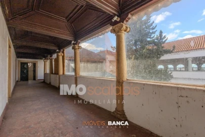 Moradia T5 para Venda em Almeirim