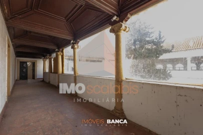 Moradia T5 para Venda em Almeirim
