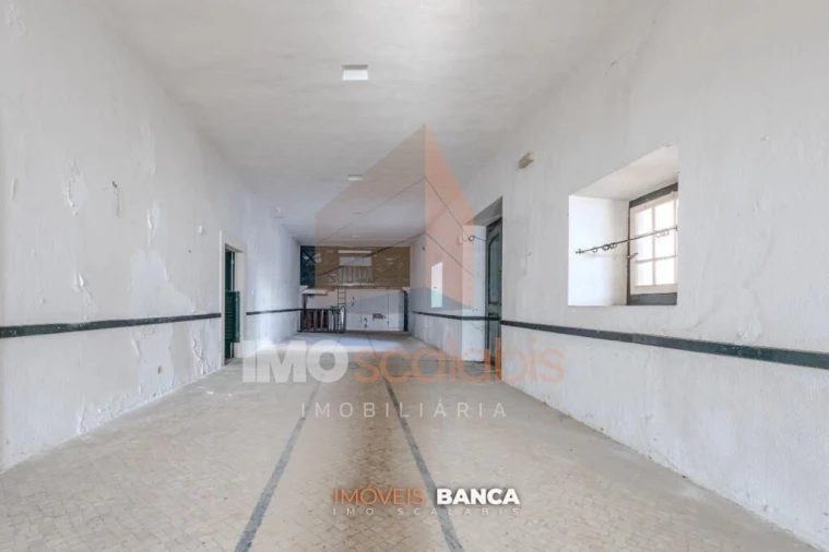 Moradia T5 para Venda em Almeirim Foto 33