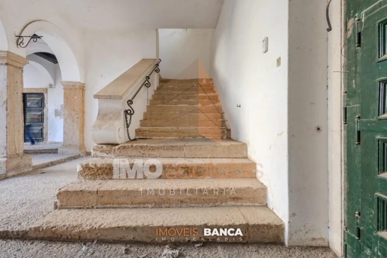 Moradia T5 para Venda em Almeirim Foto 23