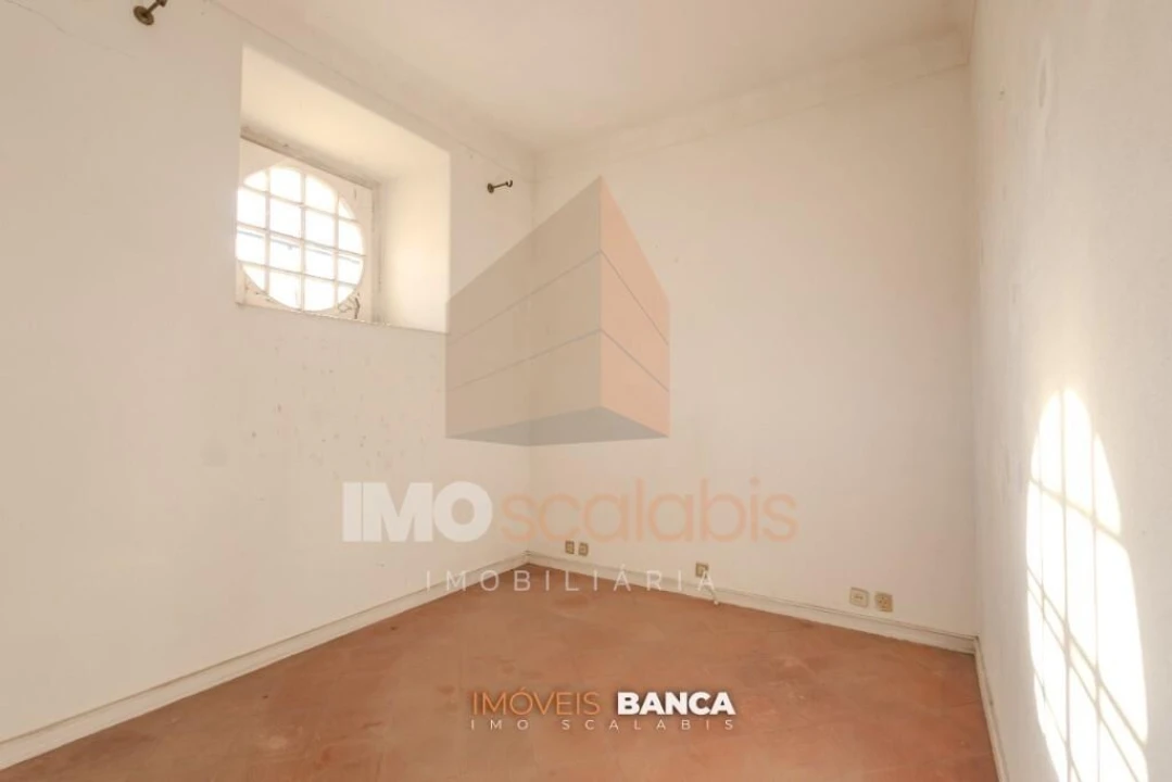 Moradia T5 para Venda em Almeirim Foto 22