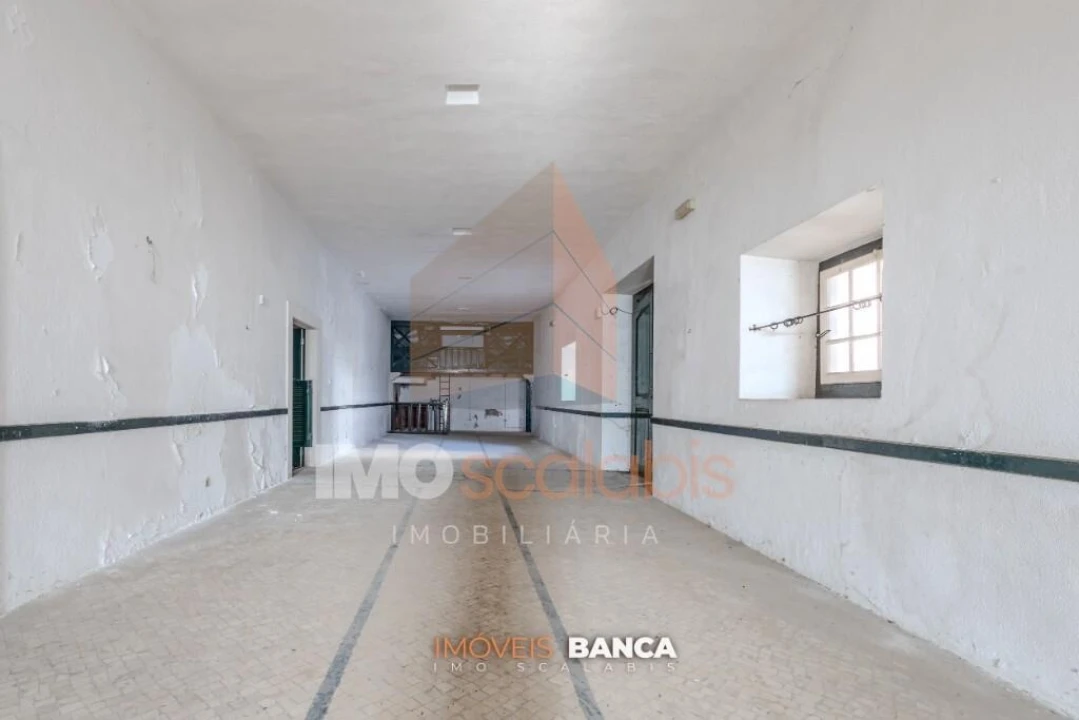 Moradia T5 para Venda em Almeirim Foto 33